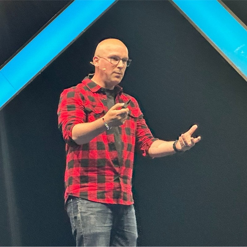 Joel Klettke Conversion Copywriter to B2B and SaaS at Business Casual Copywriting - CRO.CAFE podcast guest