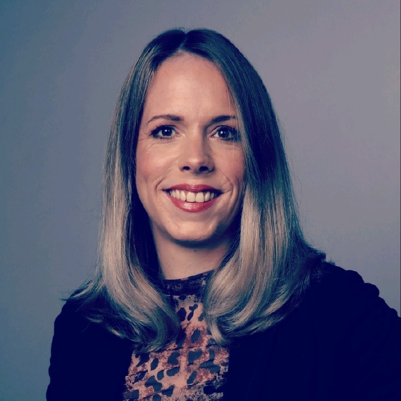 Marijke van der Looy Customer Experience / E-commerce manager at Lampenlicht - CRO.CAFE podcast guest